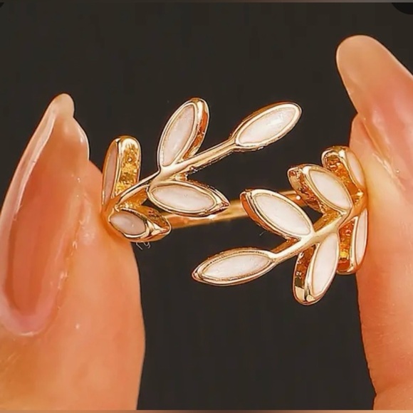 Personality Luxury Drop Glaze Style Leaf Open Ring 14K Gold Plated Ring - Picture 4 of 5